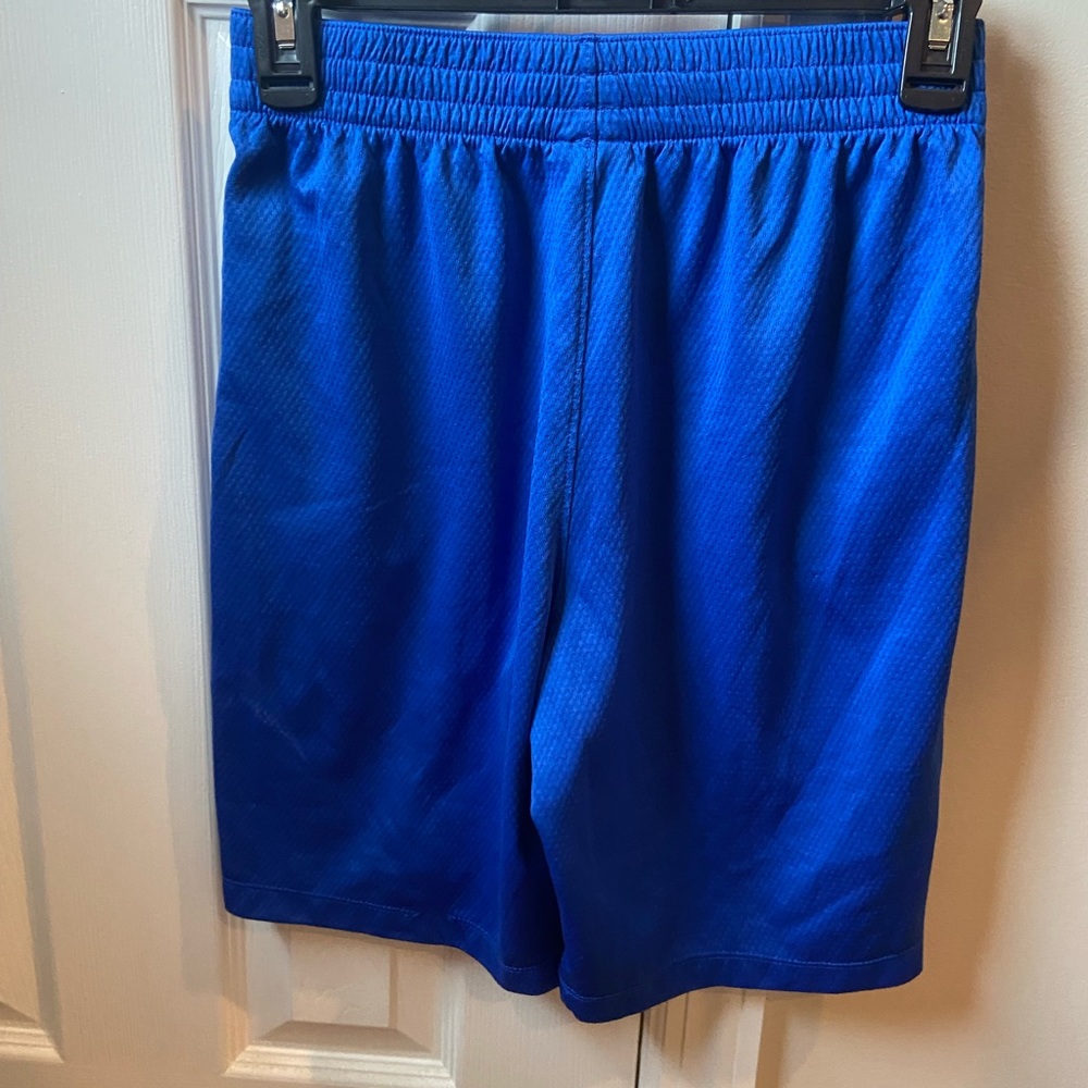 Boys Blue Nike Shorts YXL - Picture 2 of 3